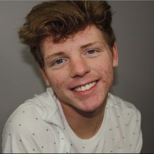 Meet your Posher, Ethan